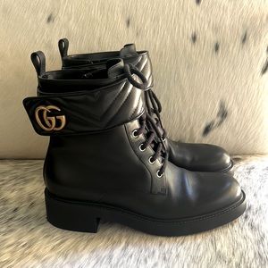 Gucci double G leather ankle boots